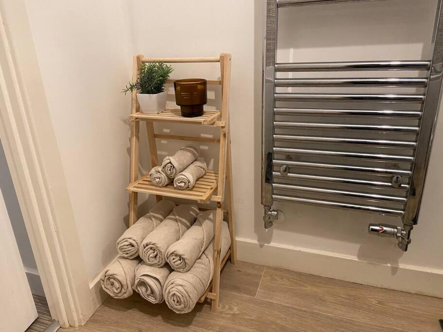 2 Bedroom Private Spacious Apartment In West Midlands Birmingham Exteriör bild